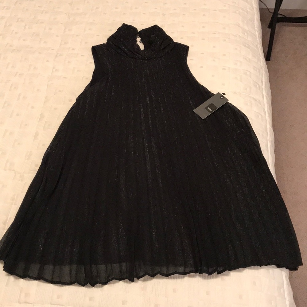 Black sparkly Mossimo top